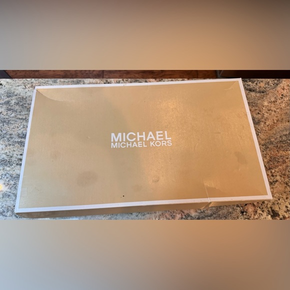 Michael Kors suede boots - Picture 16 of 16